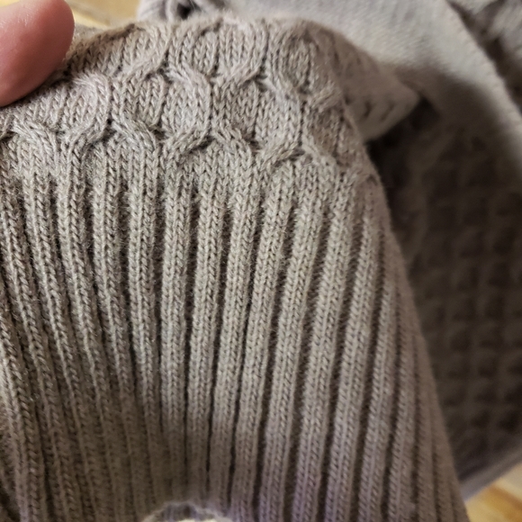 Made in Italy Short Sleeved Cowel Neck Medium - Picture 5 of 8